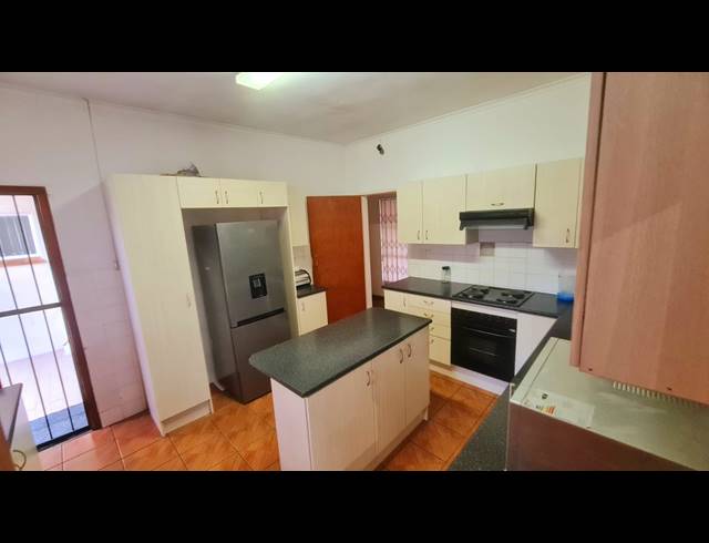 4 BEDROOM HOUSE FOR SALE IN KLIPDAM